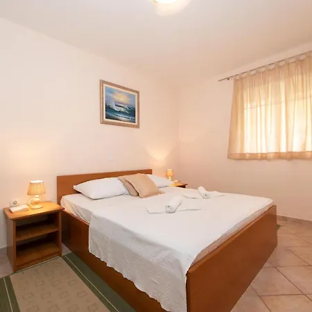 Apartments Simovic Tucepi Exterior photo