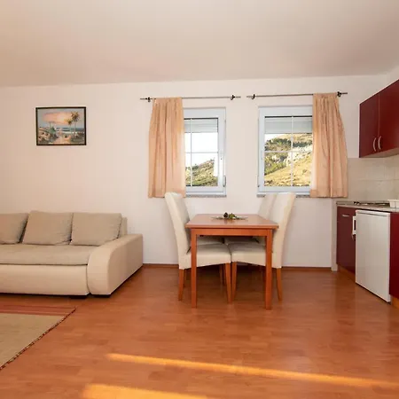 Apartments Simovic Tucepi Exterior photo