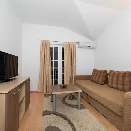 Apartments Simovic Tucepi Exterior photo