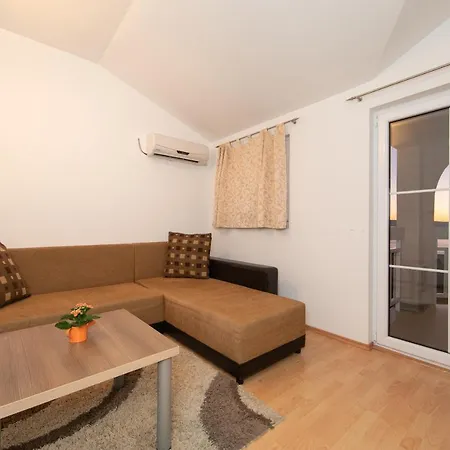 Apartments Simovic Tucepi Exterior photo