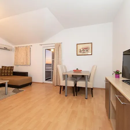 Apartments Simovic Tucepi Exterior photo
