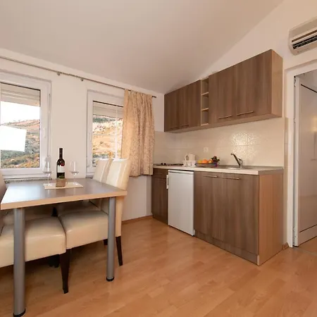 Apartments Simovic Tucepi Exterior photo
