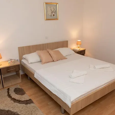 Apartments Simovic Tucepi Exterior photo
