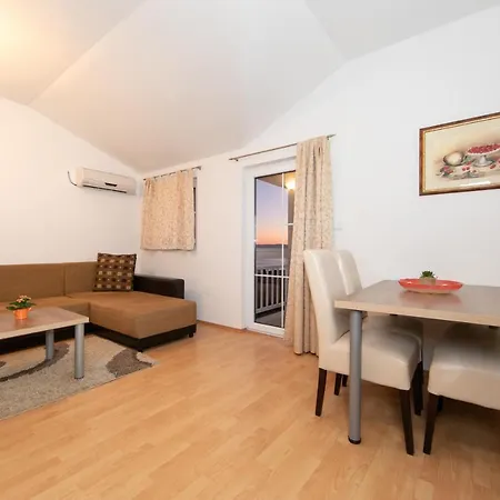 Apartments Simovic Tucepi Exterior photo
