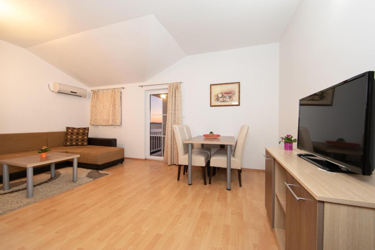 Apartment Simovic *